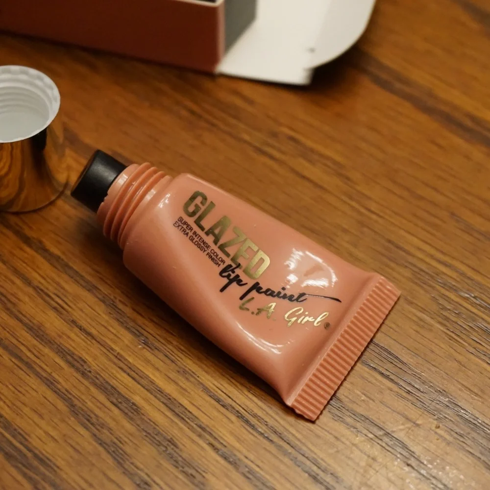L.A. Girl Glazed Vitamin E Lip Paint Sample Elude